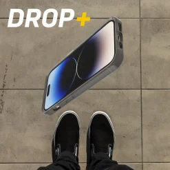 Symmetry Series Clear for MagSafe